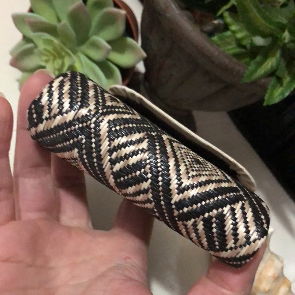 Mini Coin Purse-Woven Plastic & Cloth-Tan/Black-4x3-Snap Flap Closure-EUC - Picture 7 of 11